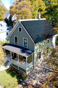 10 Energy-Efficient House Designs with Solar Panels