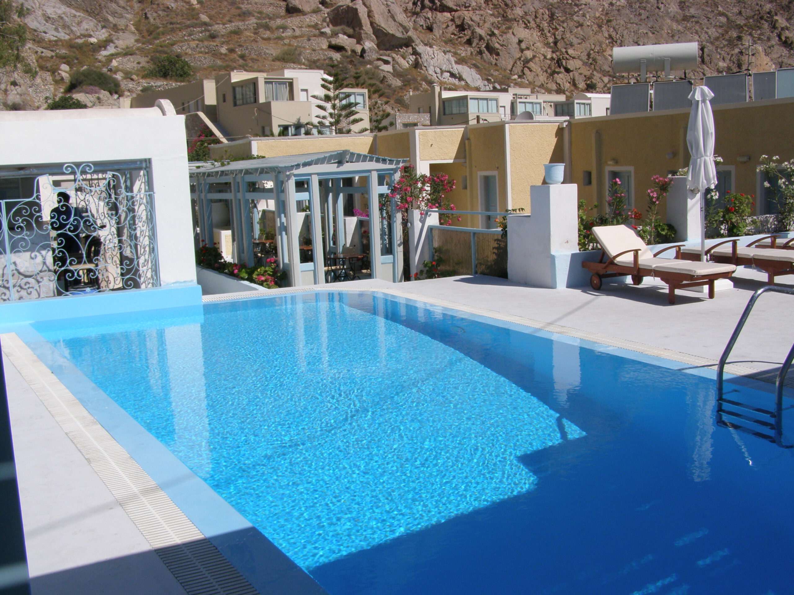 The Seaside Villa, Santorini, Greece (image credits: wikimedia)