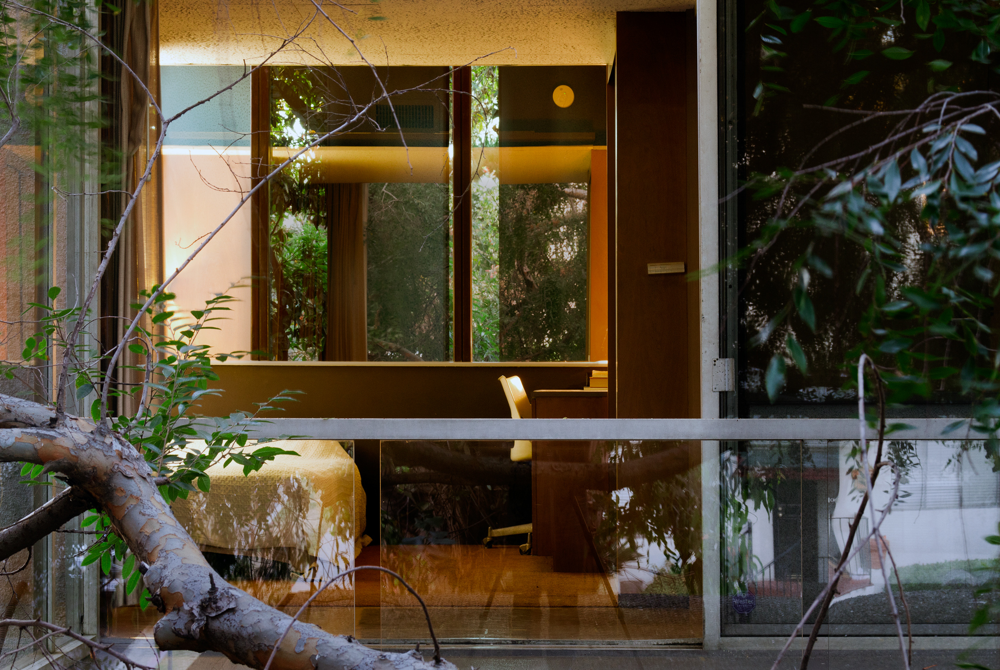 Neutra VDL Studio and Residences – Richard Neutra (image credits: wikimedia)