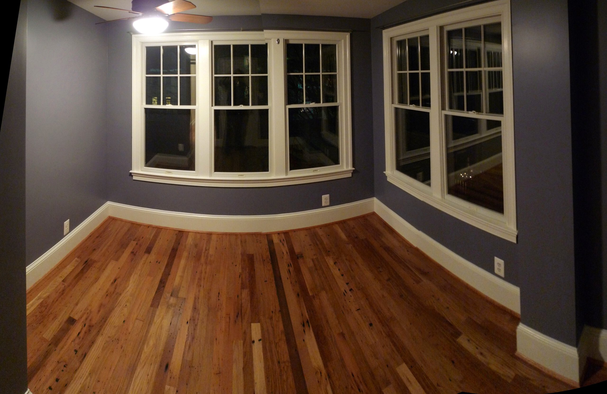 Reclaimed Wood Is the Soul of the Room (image credits: wikimedia)