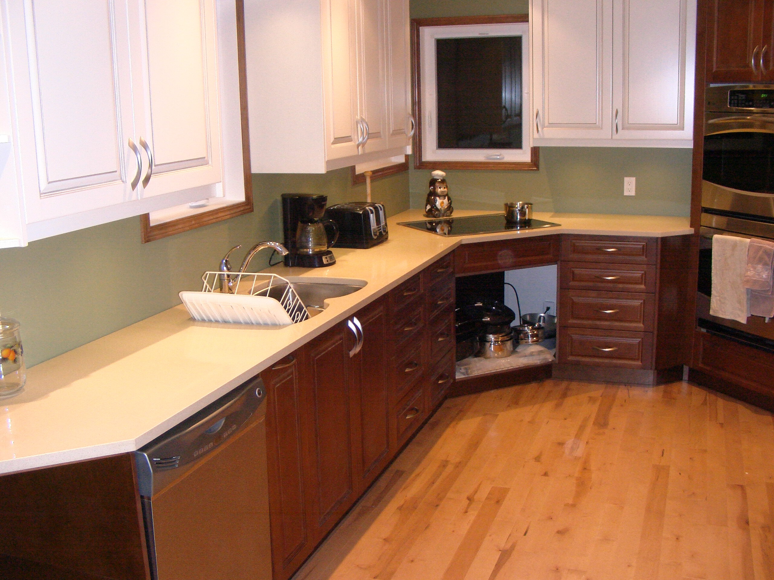 Staging Secrets for Fast, High-Value Sales (image credits: wikimedia)