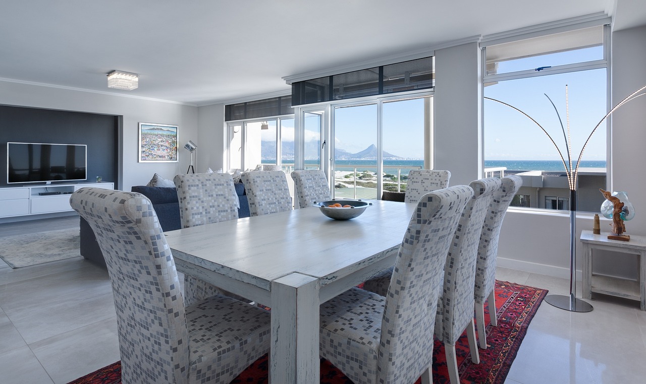 Budget-Friendly Ways to Achieve Quiet Luxury (image credits: pixabay)