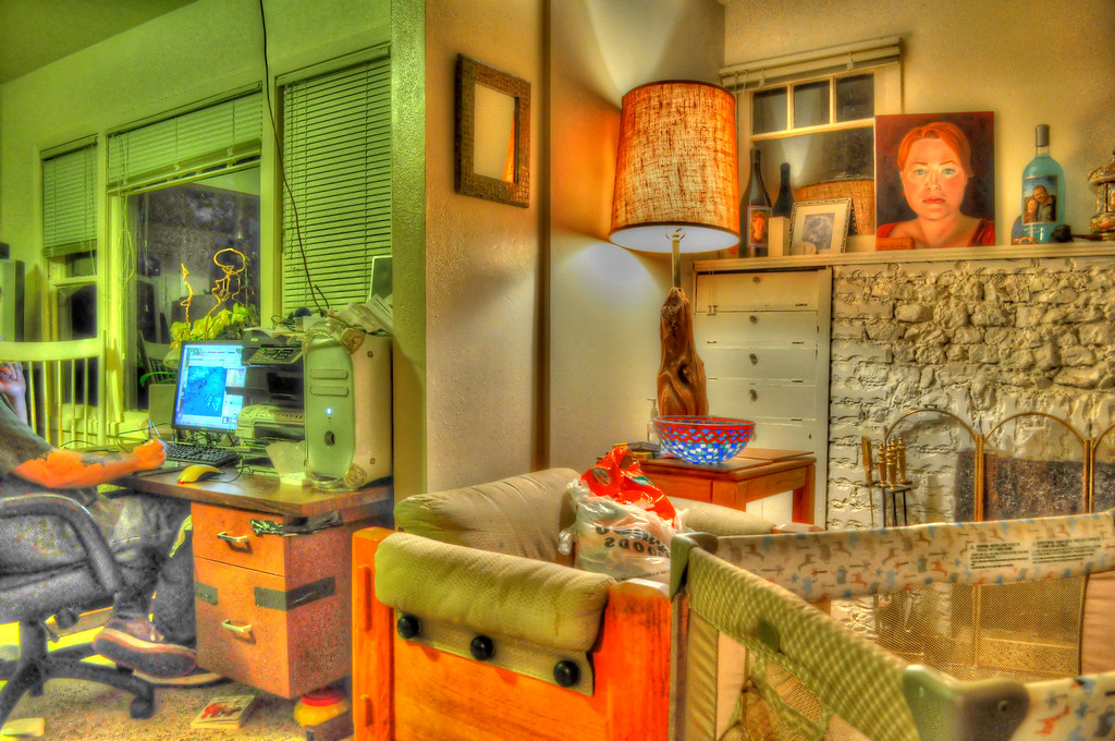 Bring in Strategic Color Accents (image credits: flickr)