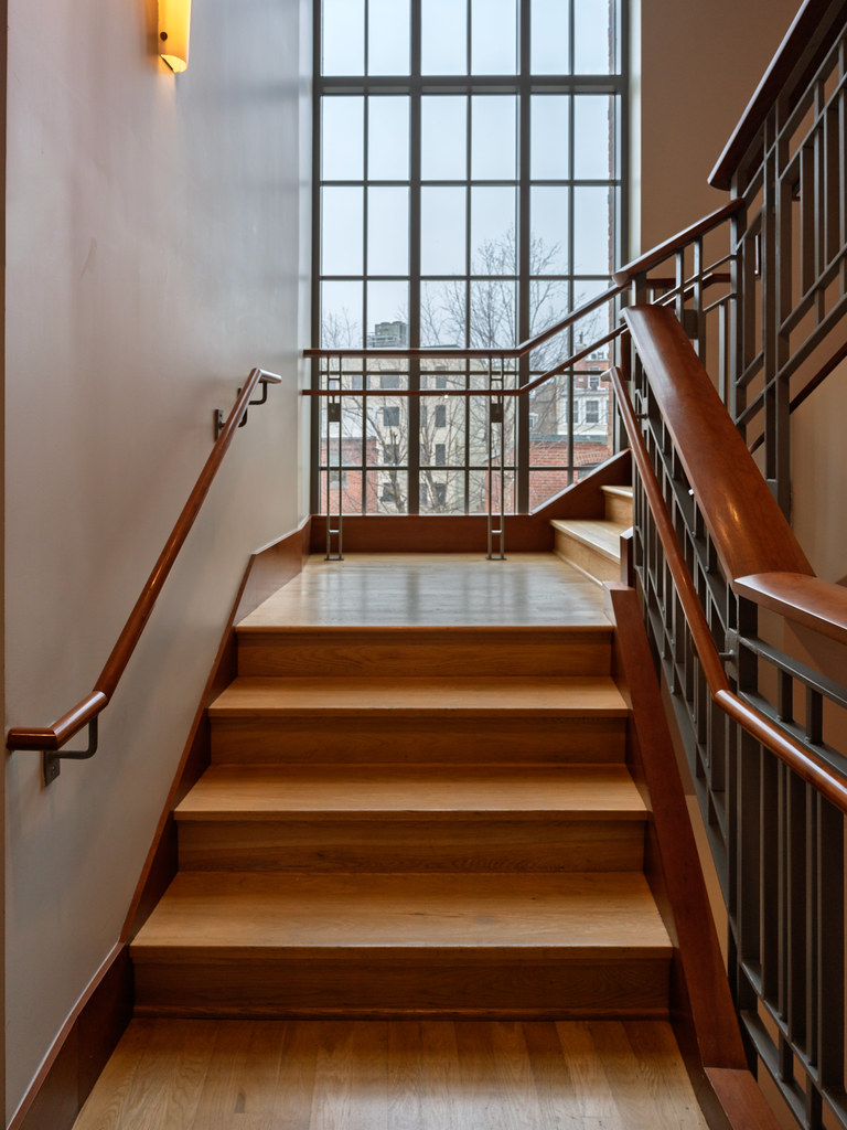 What Smart Homeowners Are Choosing Instead (image credits: flickr)