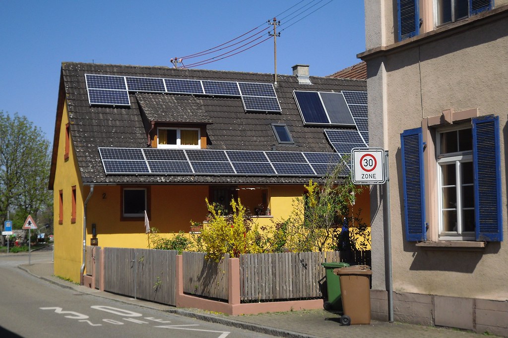 Energy Efficiency Takes Center Stage (image credits: flickr)