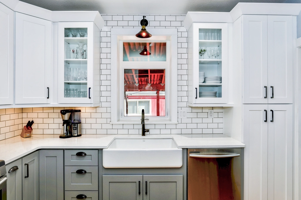 Kitchen and Bathroom Hardware Upgrades (image credits: rawpixel)